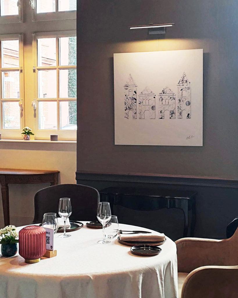 Photographie du dessin intitulé "Le groupe Cité Hôtels" exposé au restaurant Le Cénacle de Toulouse